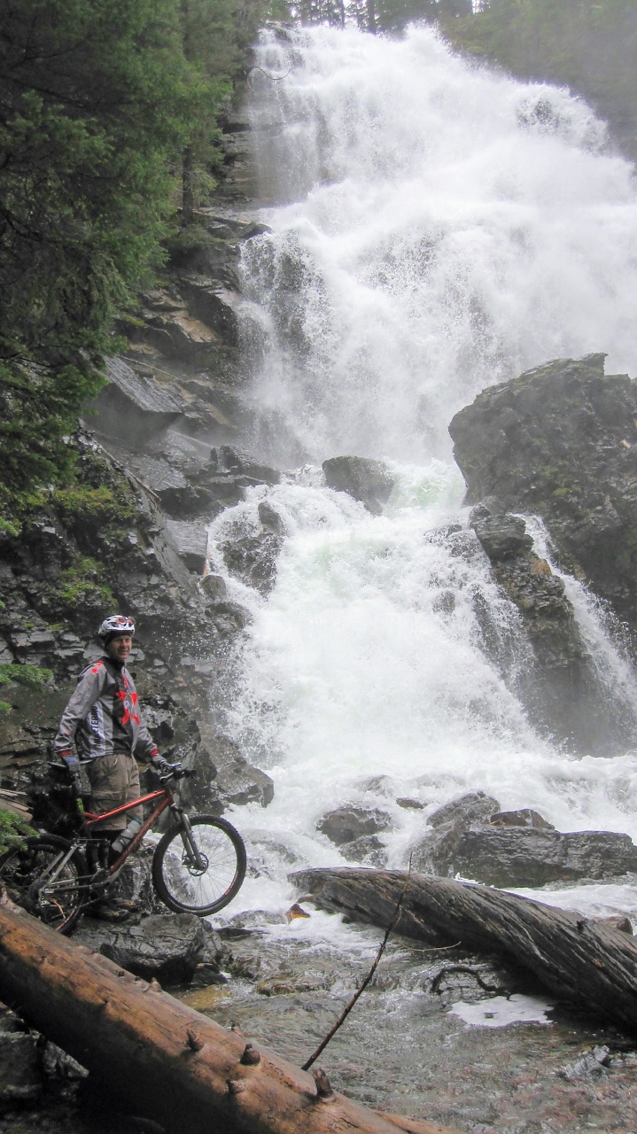 Single Outdoor Loving Ochlophobist